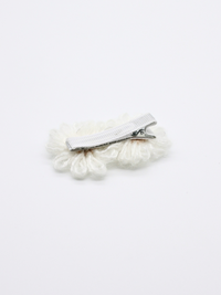 Ofelia Clip - Natural Knitted Flower